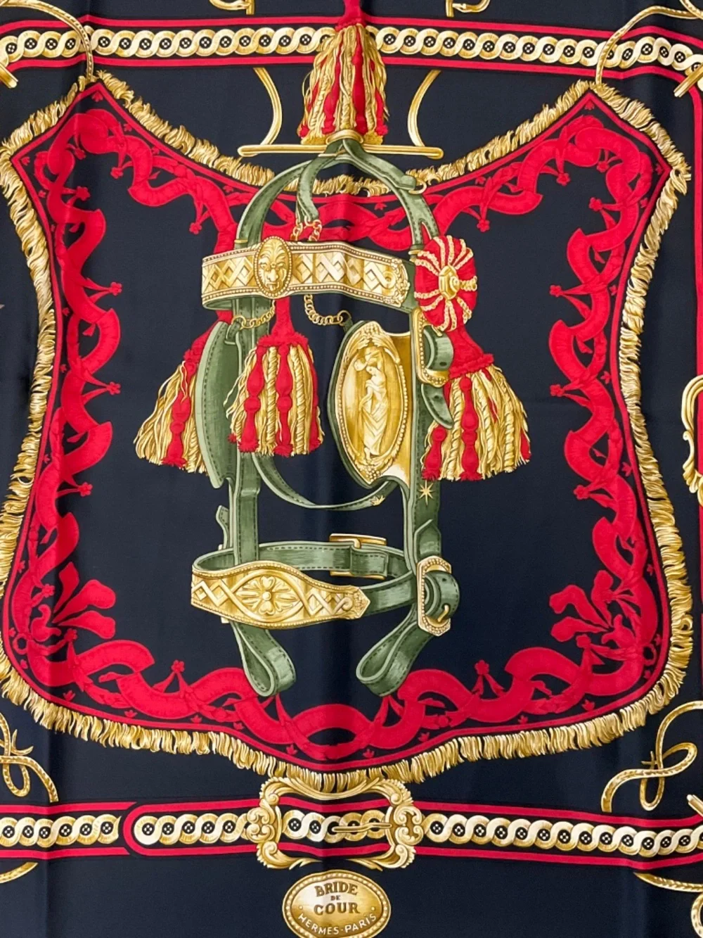 HERMES DARK NAVY BLUE / RED / GOLD MULTI BRIDE DE COUR SQUARE SILK TWILL SCARF